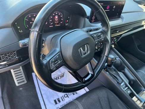 Used 2024 Honda Accord Sport image 12