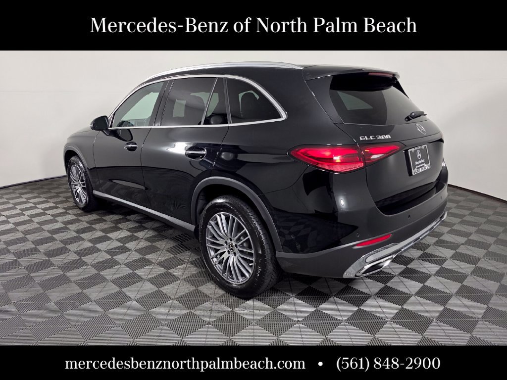 Certified 2026 Mercedes-Benz GLC 300 image 4