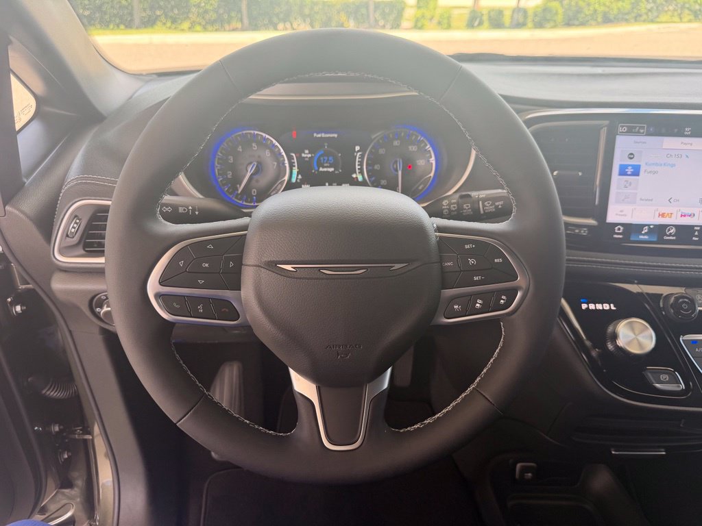 New 2027 Chrysler Pacifica Select w/ Family Tech Group FWD image 23
