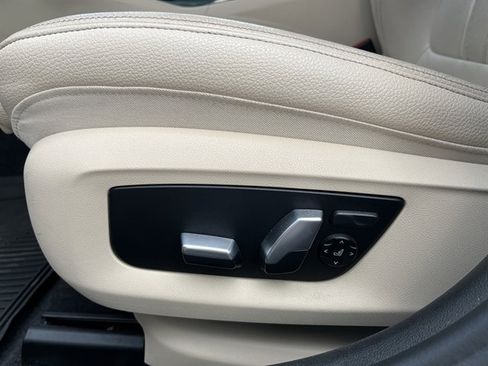 Used 2018 BMW 540i xDrive image 20
