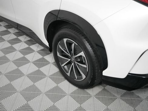 Certified 2025 Lexus RZ 300e w/ Accessory Package (2T) FWD image 8