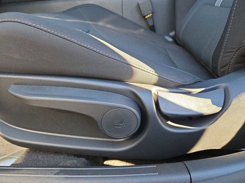 New 2026 Hyundai Elantra SE image 17