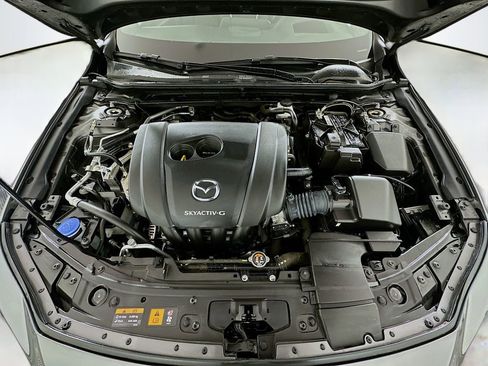 Used 2021 MAZDA MAZDA3 s image 31