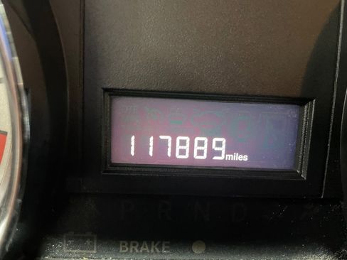 Used 2019 Dodge Grand Caravan SXT image 30