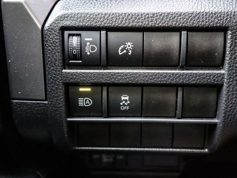 Used 2024 Toyota Tacoma TRD Off-Road image 21