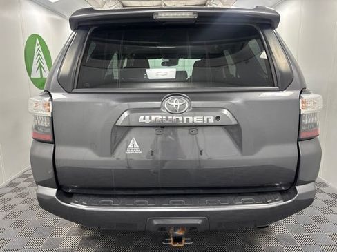 Used 2021 Toyota 4Runner SR5 AWD/4WD image 5