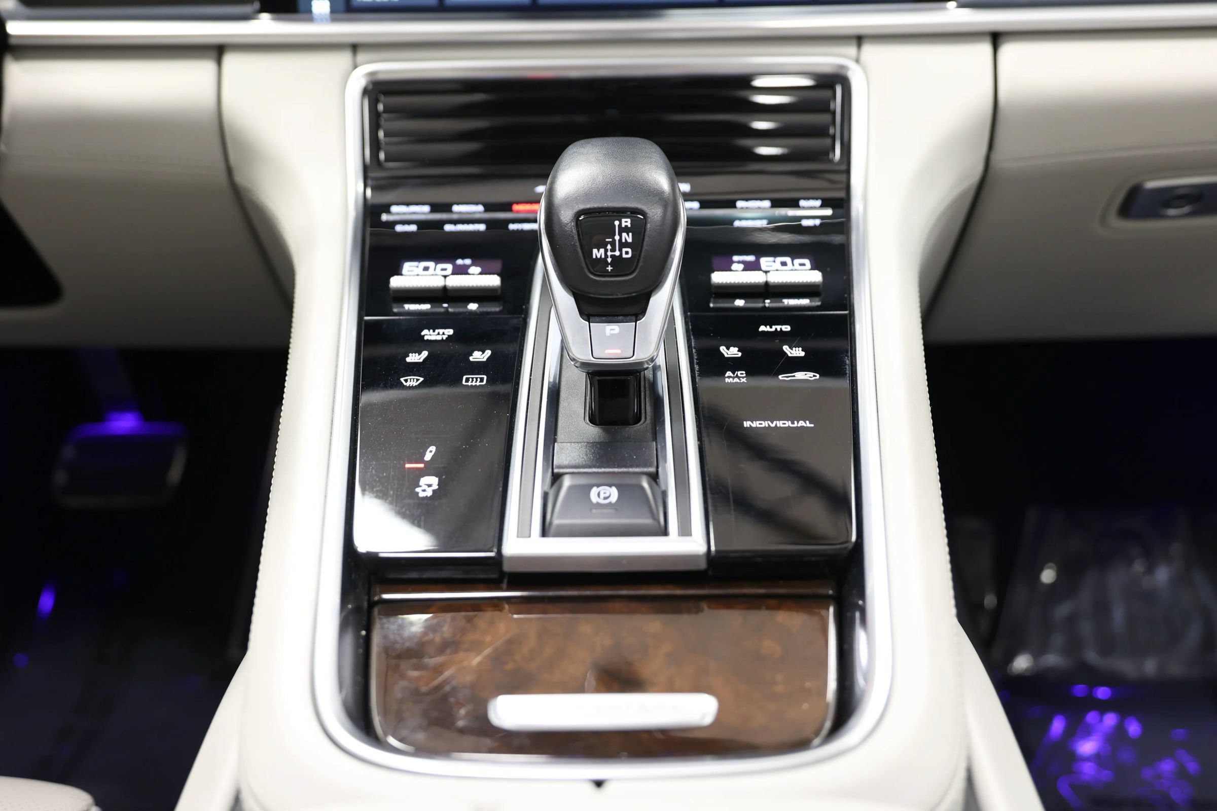 Used 2018 Porsche Panamera Turbo S Executive w/ Assistance Package AWD/4WD image 41