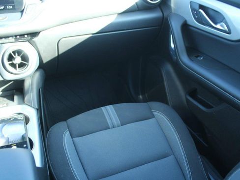 Used 2024 Chevrolet Blazer LT w/ Convenience Package image 16