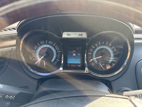 Used 2012 Buick LaCrosse Touring FWD image 16