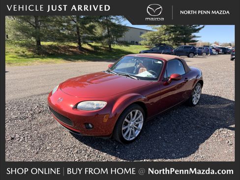 Used 2006 MAZDA MX-5 Miata Grand Touring image 1