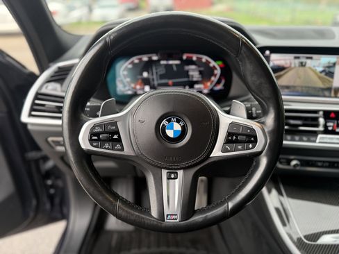 Used 2022 BMW X5 M50i AWD/4WD image 27