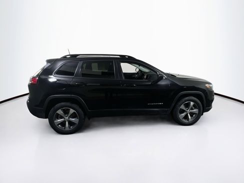 Used 2022 Jeep Cherokee Limited image 4