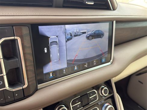 Used 2021 GMC Yukon Denali w/ Denali Ultimate Package image 24