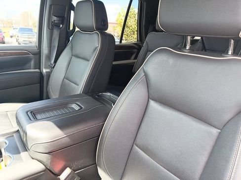 Used 2024 Chevrolet Tahoe Premier RWD image 14