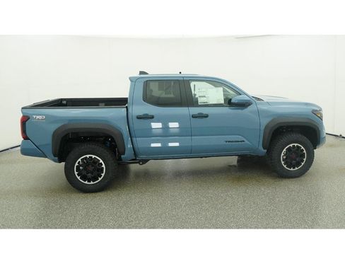 New 2026 Toyota Tacoma TRD Off-Road AWD/4WD image 11
