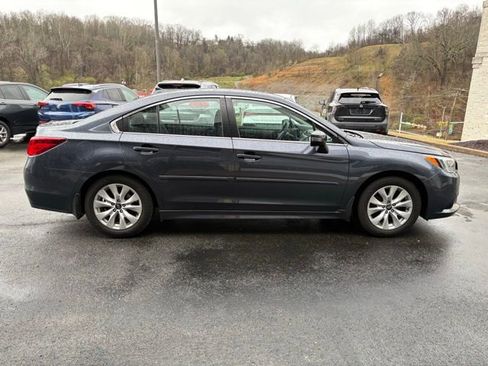 Used 2017 Subaru Legacy 2.5i Premium image 6
