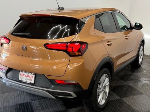 Used 2024 Buick Encore GX Preferred FWD image 11