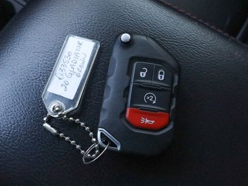 Used 2020 Jeep Gladiator Rubicon image 42