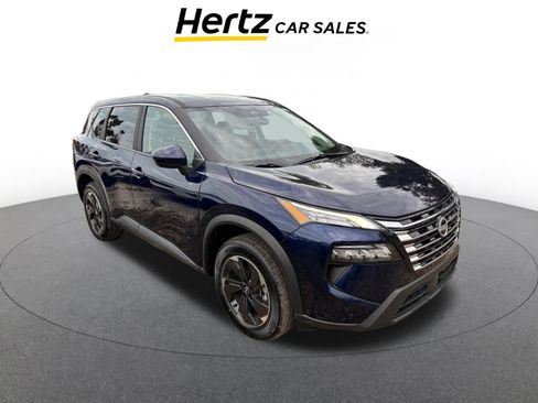 Used 2025 Nissan Rogue SV image 1