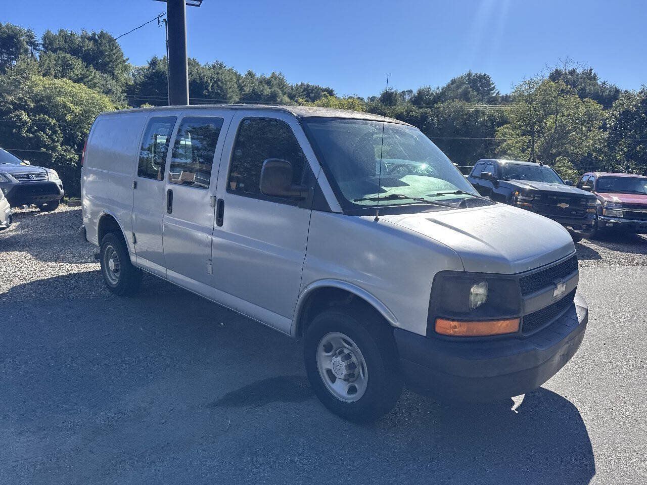 Used 2006 Chevrolet Express 2500 RWD image 7