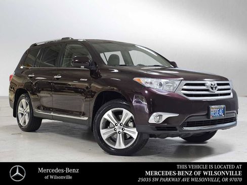 Used 2013 Toyota Highlander Limited AWD/4WD image 1