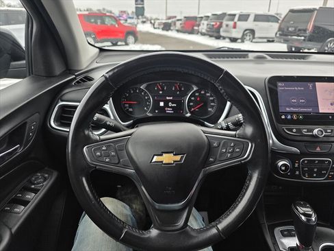 Used 2019 Chevrolet Equinox LT AWD/4WD image 11