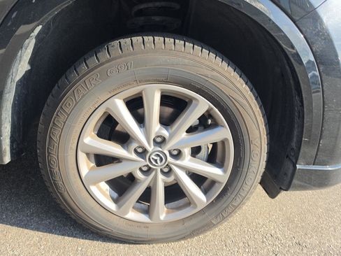 Used 2025 MAZDA CX-5 AWD 2.5 S w/ Preferred Package image 14