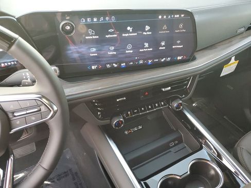 New 2026 Chevrolet Suburban High Country image 29