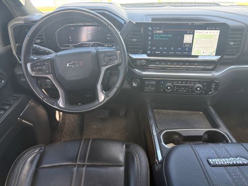 Used 2024 Chevrolet Silverado 3500 High Country w/ High Country Premium Package AWD/4WD image 7
