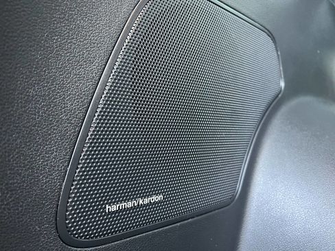 Used 2021 Hyundai Santa Fe SEL Premium image 26