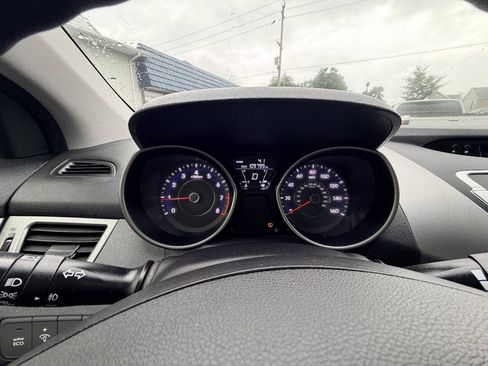 Used 2012 Hyundai Elantra GLS w/ Preferred Pkg 3 FWD image 21
