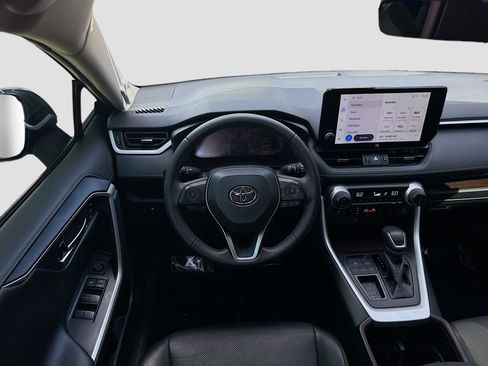 Used 2024 Toyota RAV4 Limited image 19