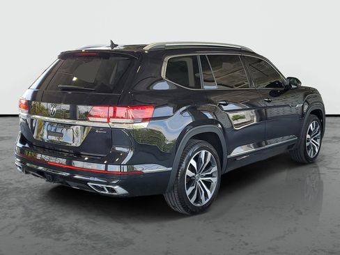 Used 2023 Volkswagen Atlas SEL Premium AWD/4WD image 2