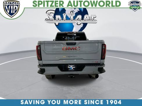 Used 2024 GMC Sierra 2500 AT4 w/ Technology Package image 9