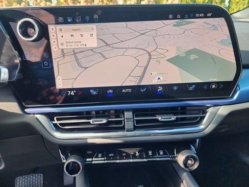 New 2026 Chevrolet Equinox EV LT image 31