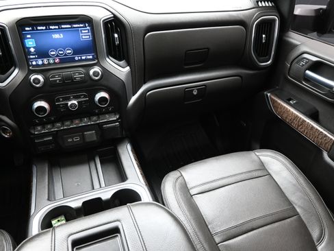 Used 2022 GMC Sierra 2500 Denali w/ Denali Ultimate Package AWD/4WD image 39