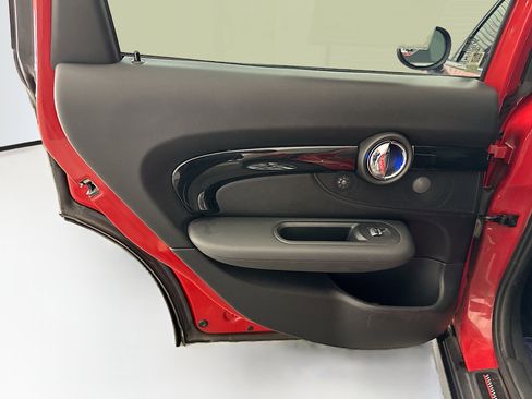 Used 2017 MINI Cooper Clubman ALL4 image 26