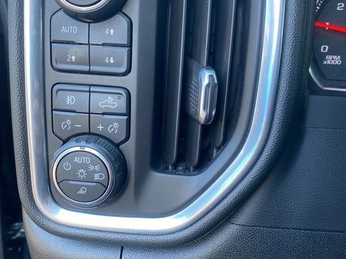 Used 2020 Chevrolet Silverado 2500 LTZ w/ LTZ Convenience Package AWD/4WD image 24