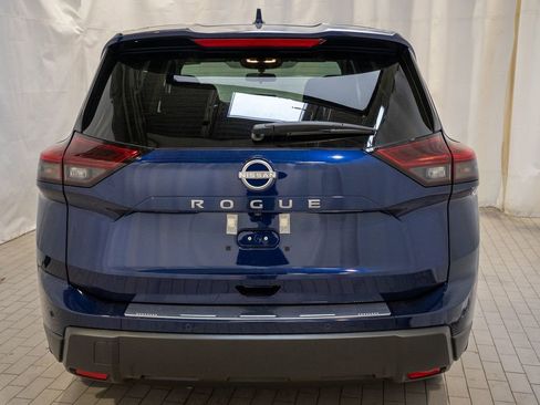 New 2026 Nissan Rogue SV image 5
