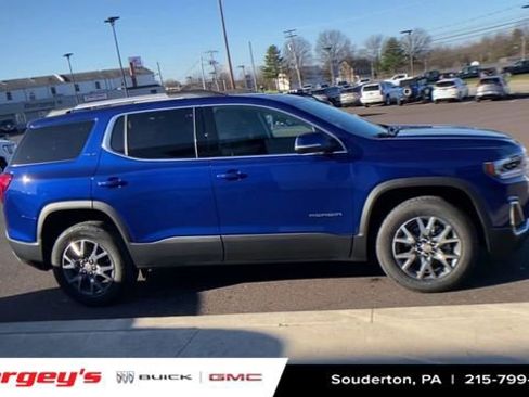 Certified 2023 GMC Acadia SLE w/ Driver Convenience Package image 10