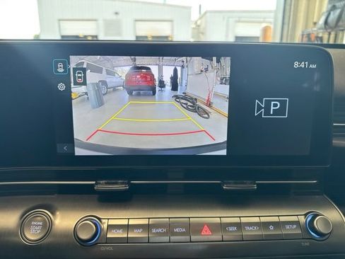 Used 2025 Hyundai Kona SE FWD image 21