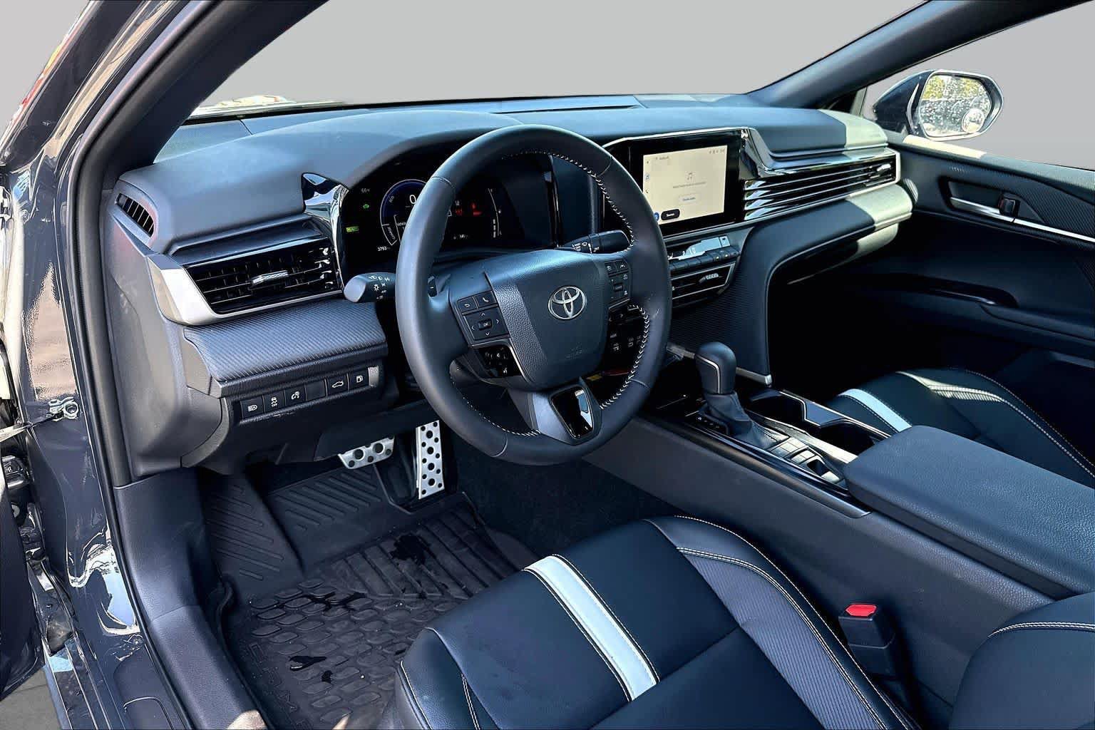 Certified 2026 Toyota Camry SE FWD image 17