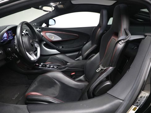 Used 2023 McLaren GT RWD image 22