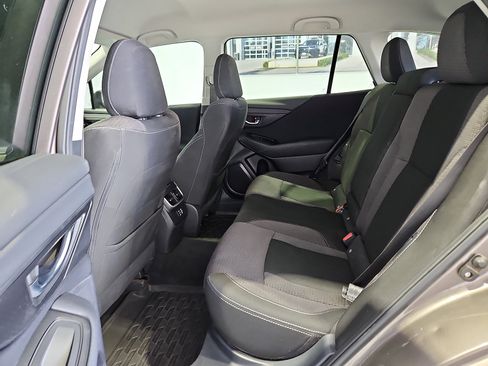 Used 2023 Subaru Outback Premium AWD/4WD image 14