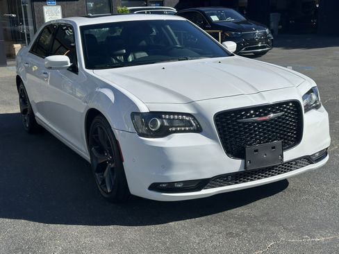 Used 2022 Chrysler 300 S image 6