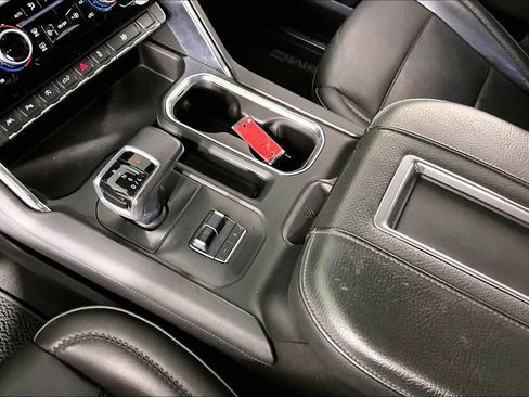Used 2022 GMC Sierra 1500 Denali w/ Denali Reserve Package RWD image 18