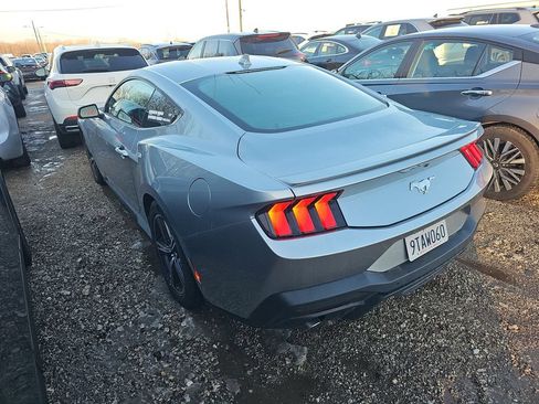 Used 2025 Ford Mustang Premium RWD image 9