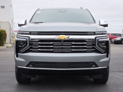 New 2025 Chevrolet Suburban Premier image 20