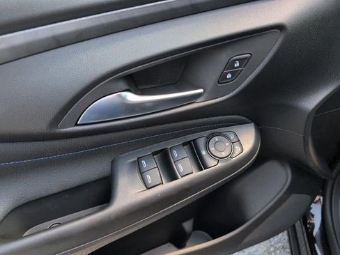 New 2026 Buick Envista Sport Touring w/ Convenience I Package FWD image 10