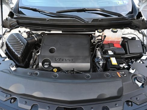 Used 2024 Buick Enclave Premium image 41